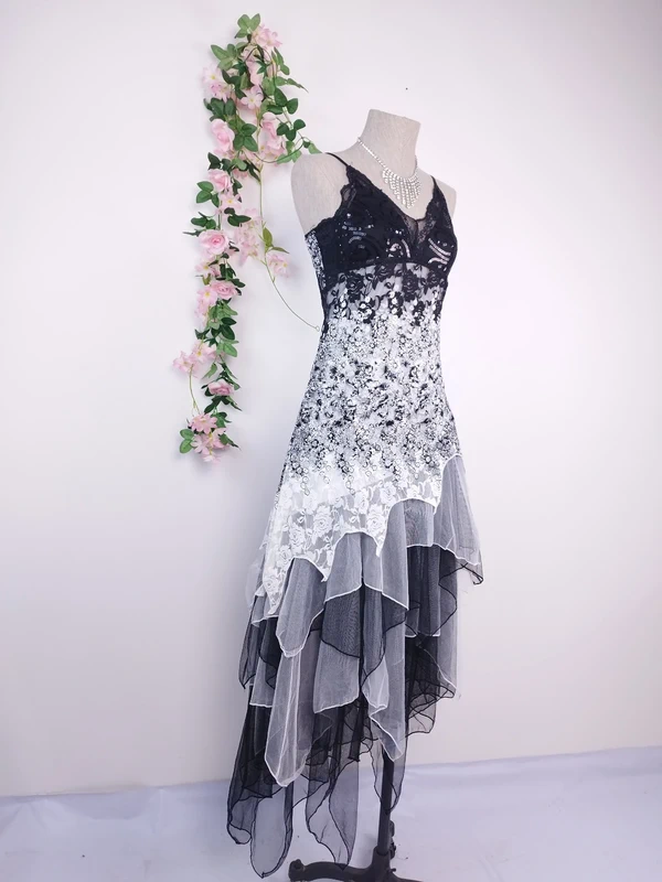 Black white Y2K maxi dress — Vintage 2000s lace sequin wedding guest