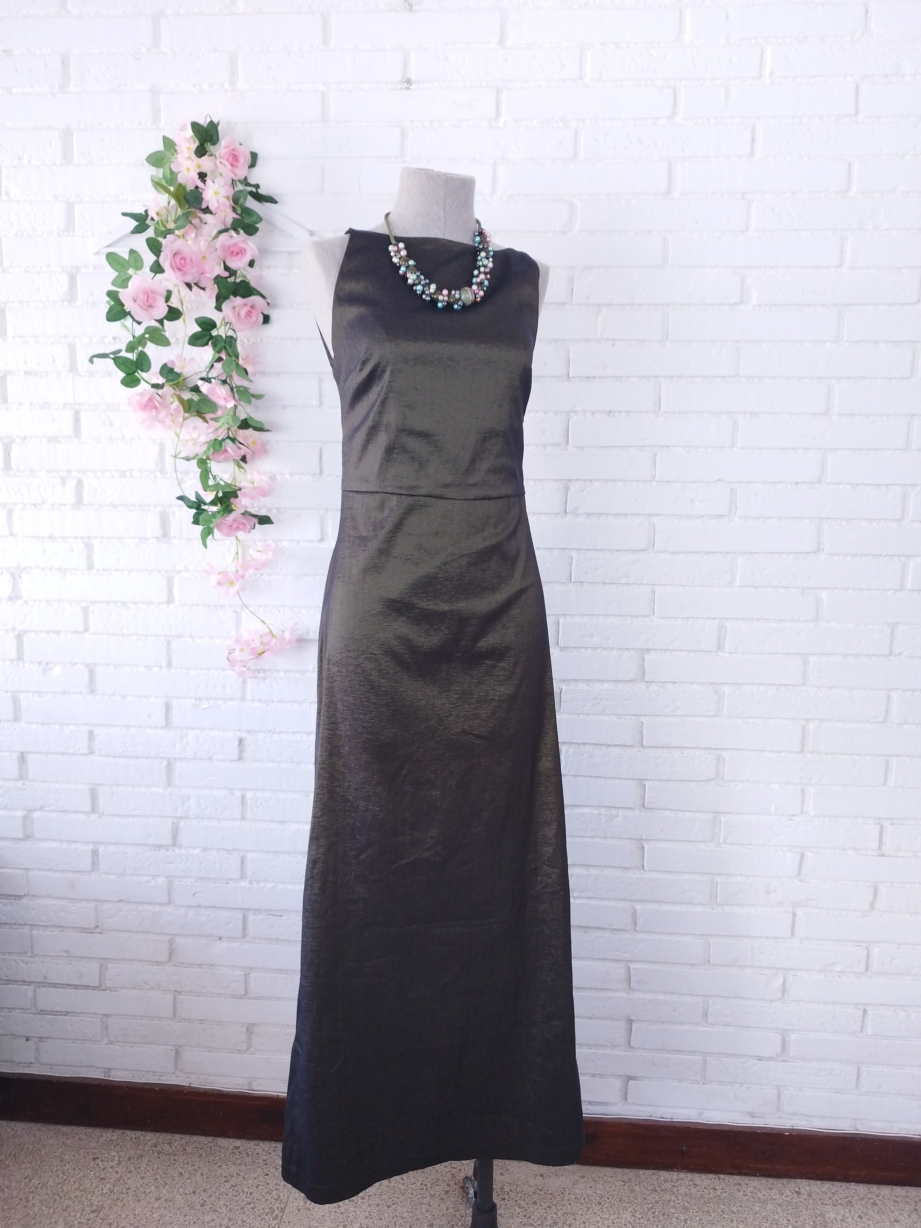 Vintage 90s Satin Party Dress — Open Back, Chain Straps, Round Neck & Fitted Silhouette