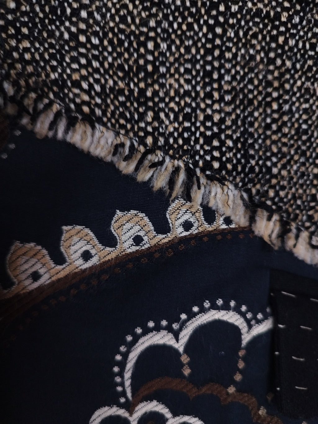 Vintage  Y2K Patchwork Blazer — Mixed Textures, Embroidery & Classic Cut