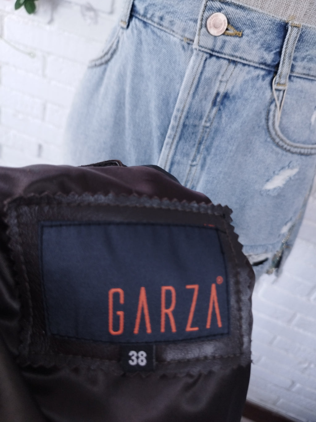 Vintage 90s Leather Jacket — Brown Moto Street Style