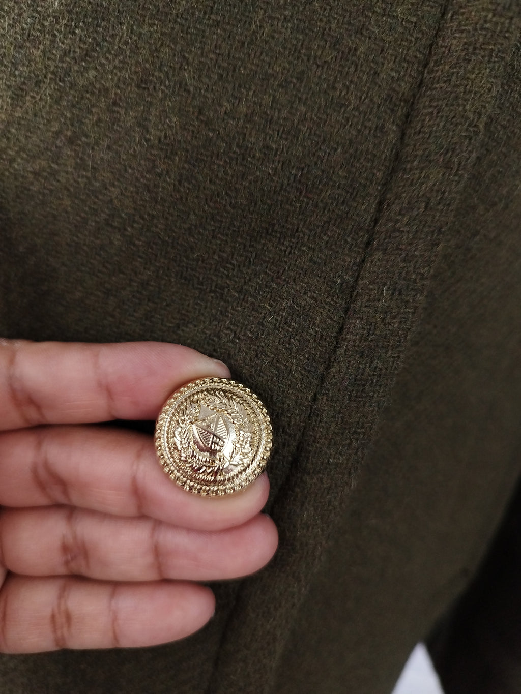 Abrigo ZARA Corto Lana Botones