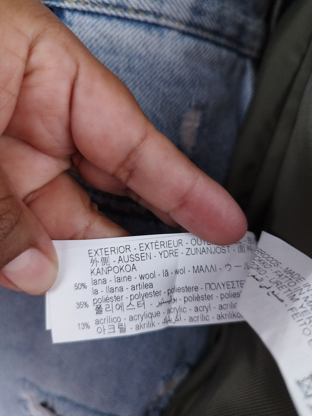 Abrigo ZARA Corto Lana Botones