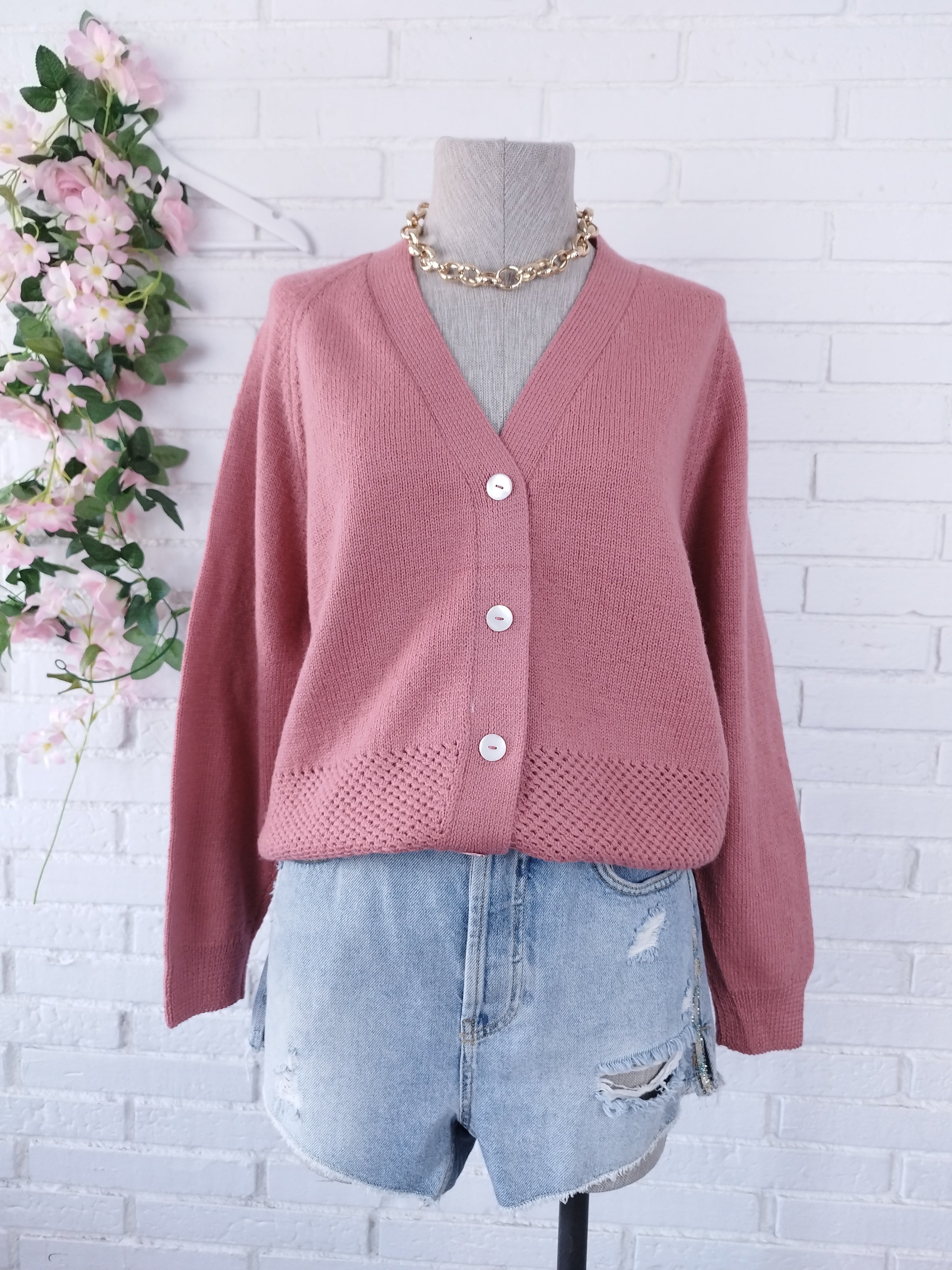 Vintage 90s Pink Cardigan — V-Neck, Wool Knit & Medium Texture