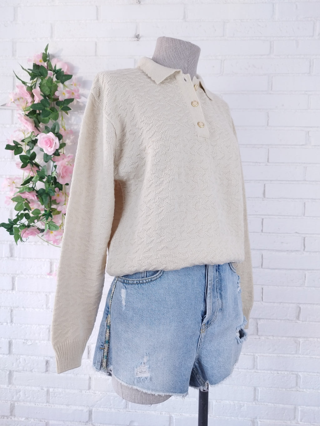 Vintage 90s Jacquard Knit Sweater — Polo Collar, Button Placket & Beige