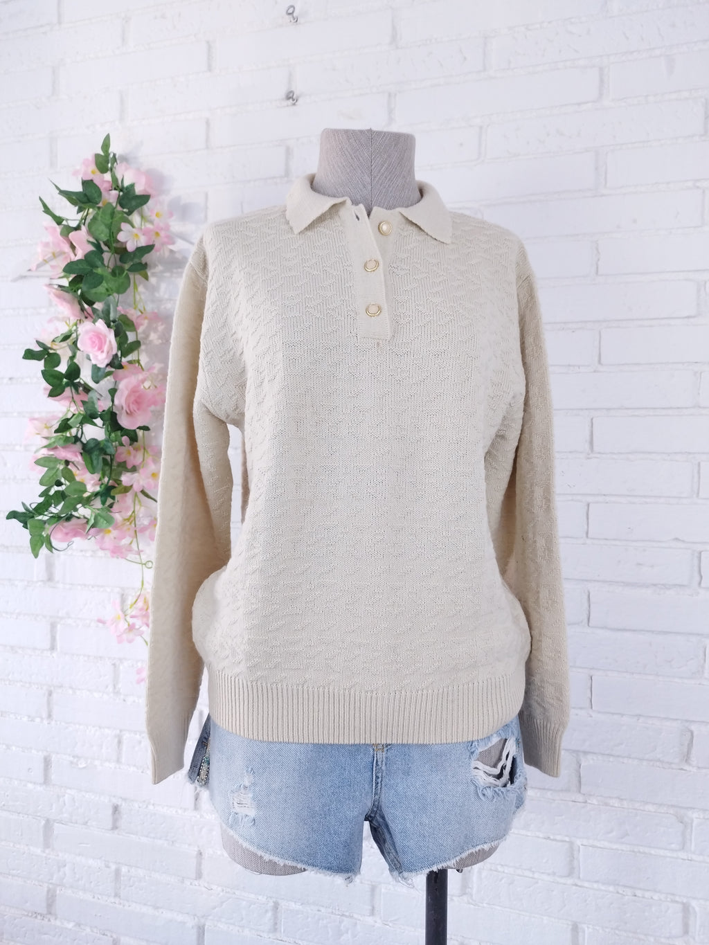 Vintage 90s Jacquard Knit Sweater — Polo Collar, Button Placket & Beige