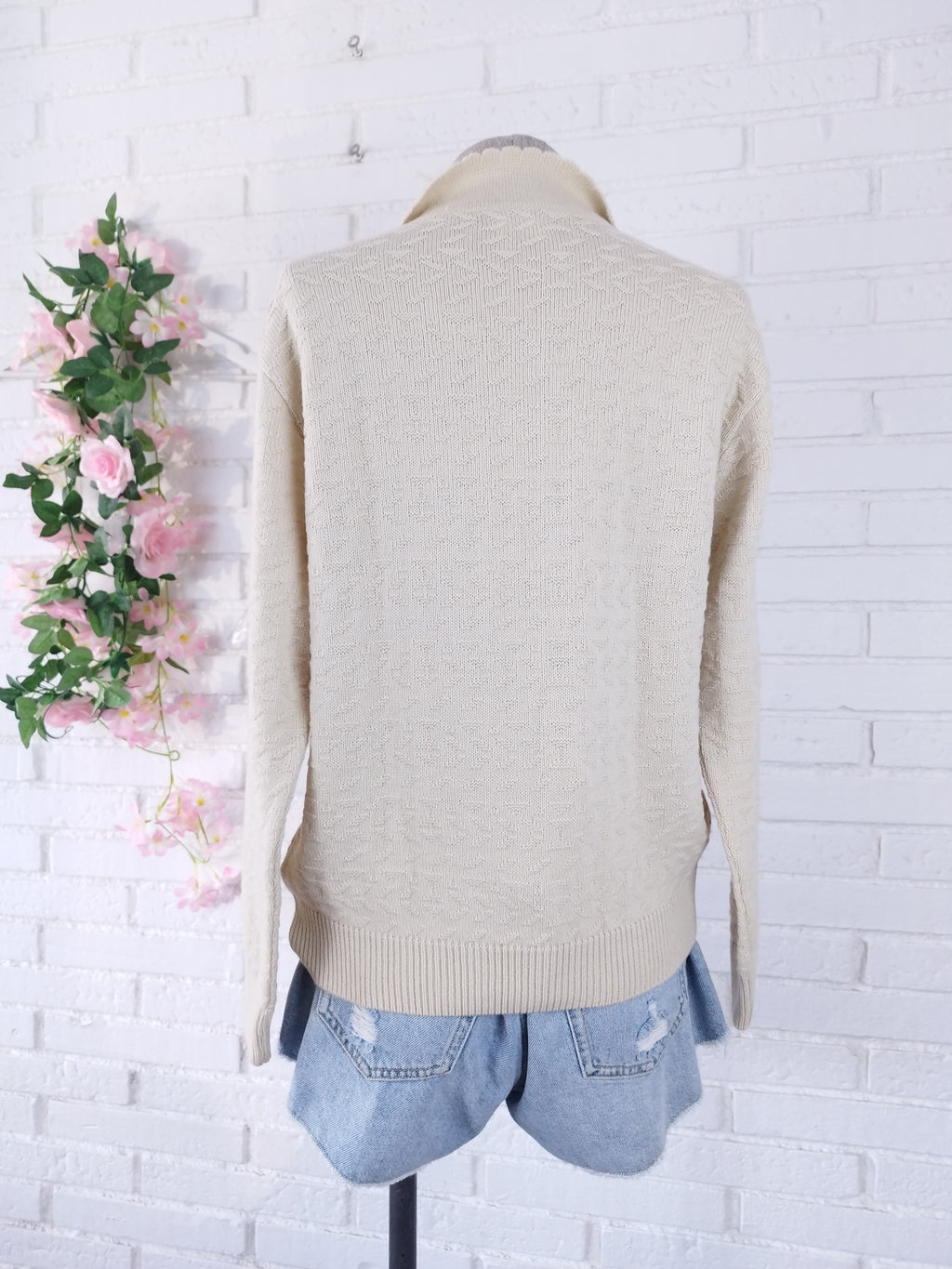 Vintage 90s Jacquard Knit Sweater — Polo Collar, Button Placket & Beige
