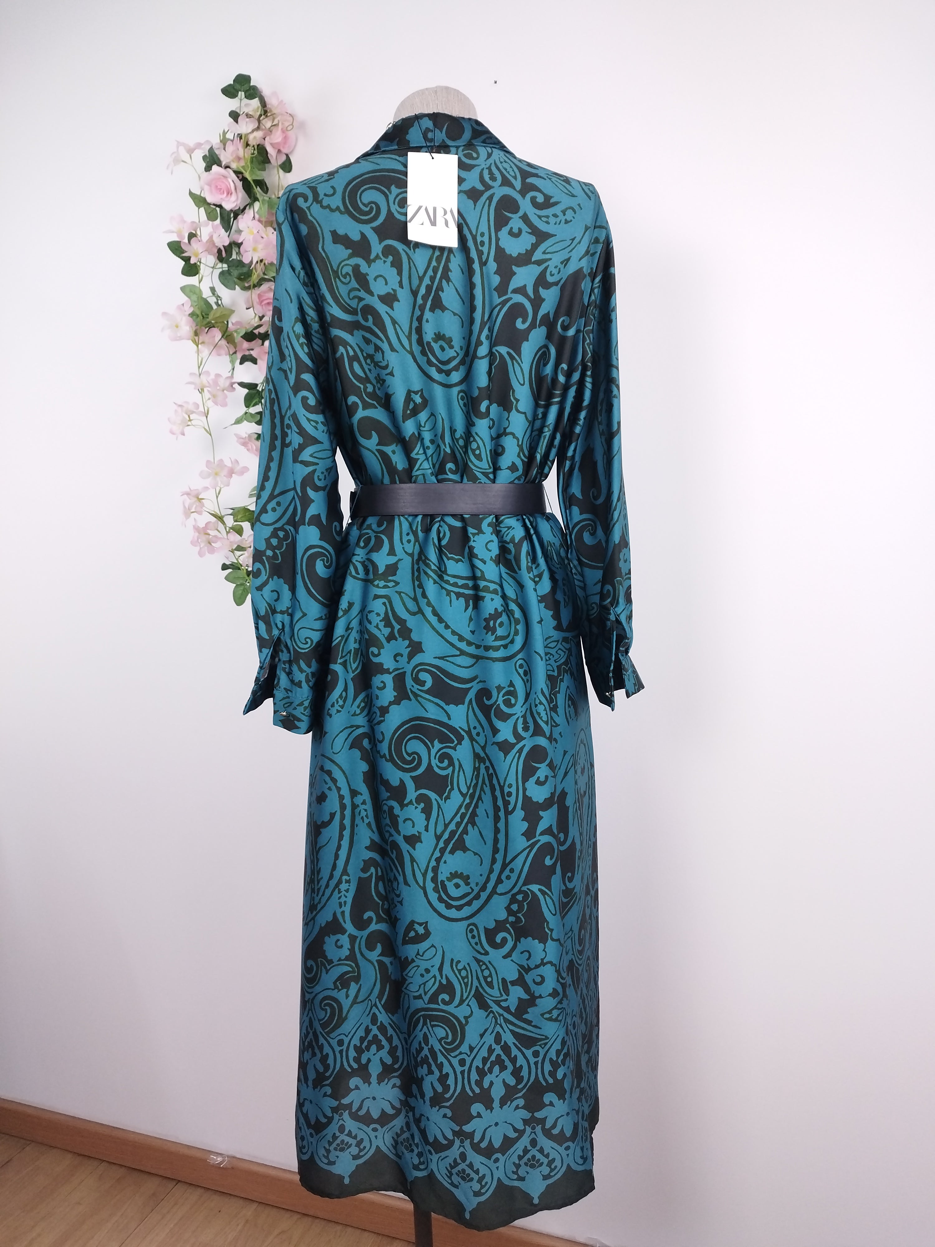 Vestido ZARA Largo Camisero satinado