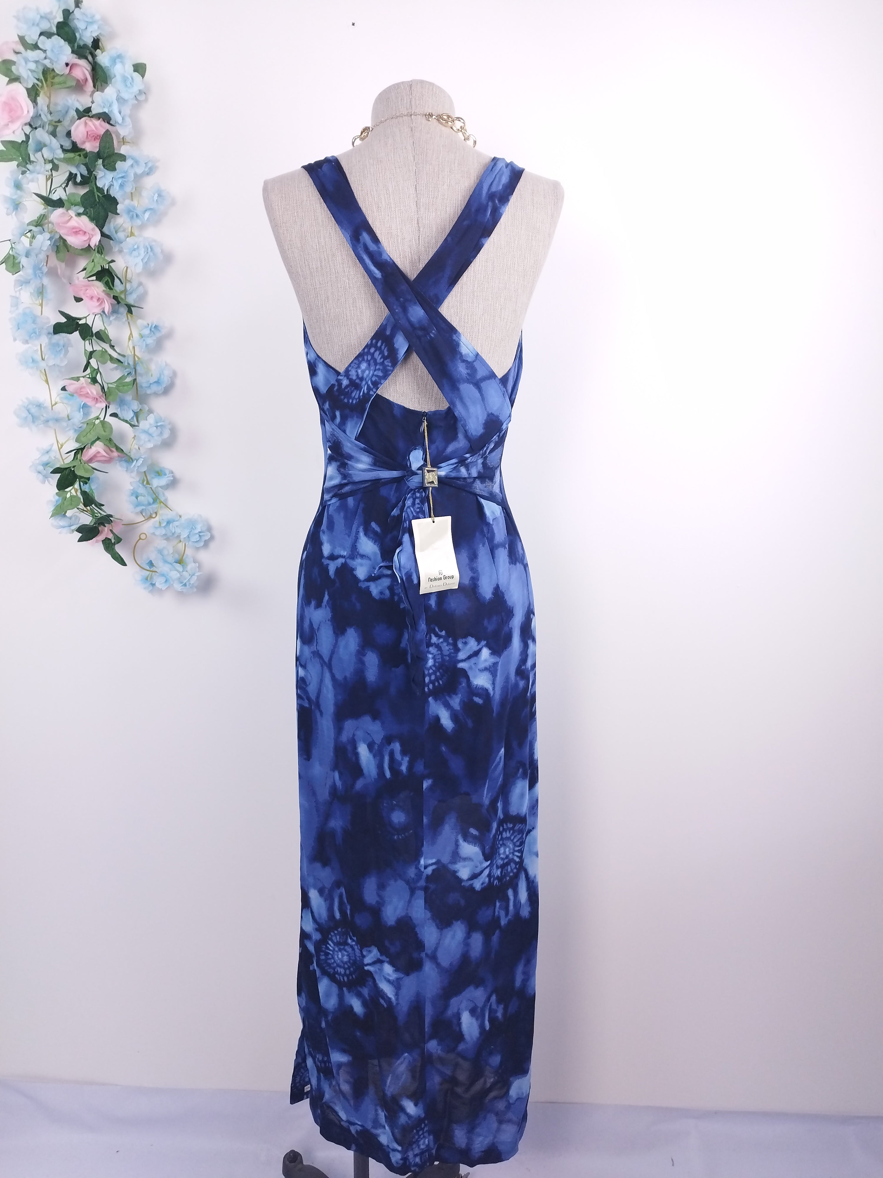Vintage 90s Maxi Dress — Blue Tie Dye Straight Casual Look Upgrade