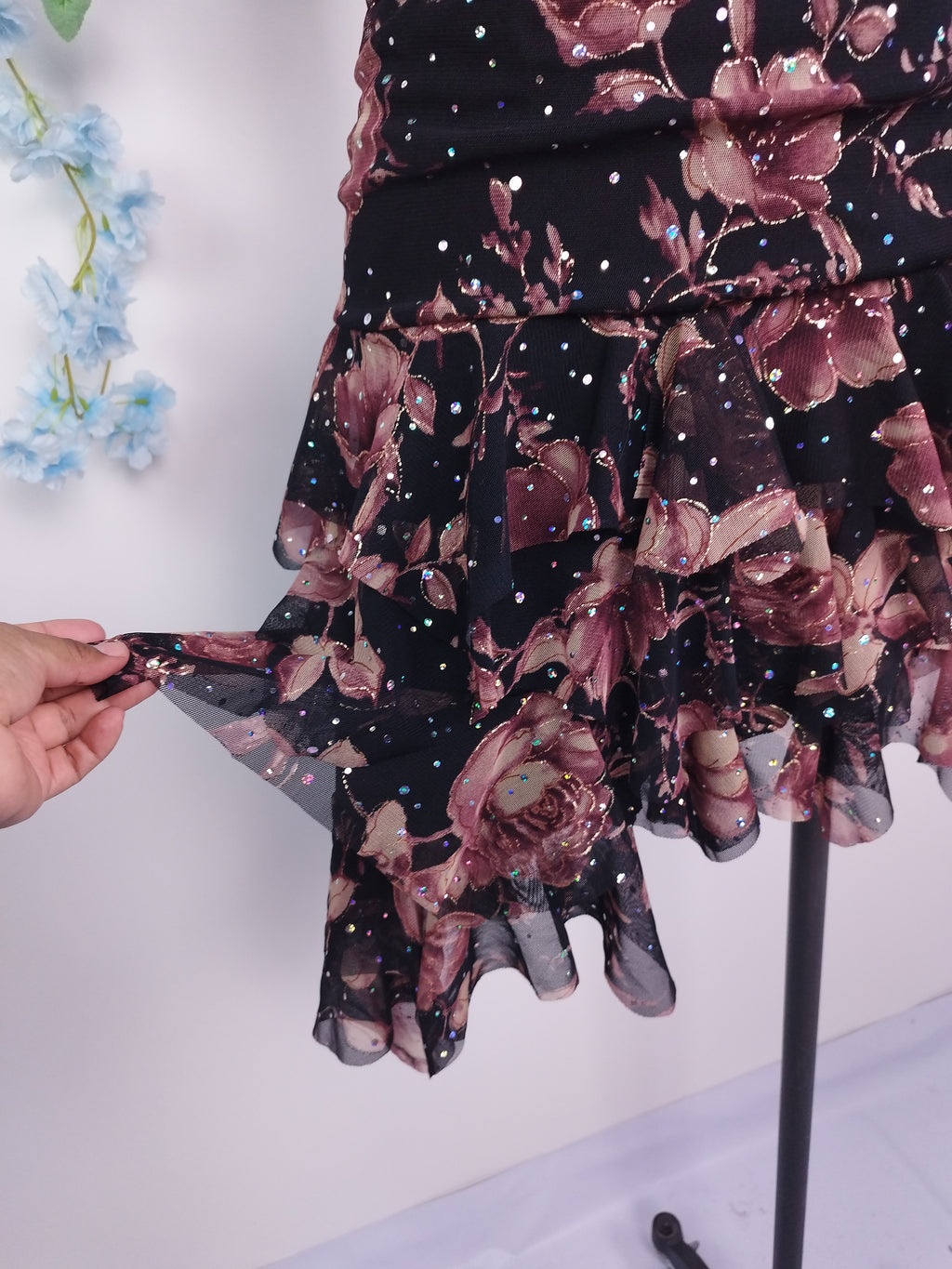 Vintage 2000s Y2K Tulle Dress — Strapless or Strappy, Floral & Iridescent Glitter