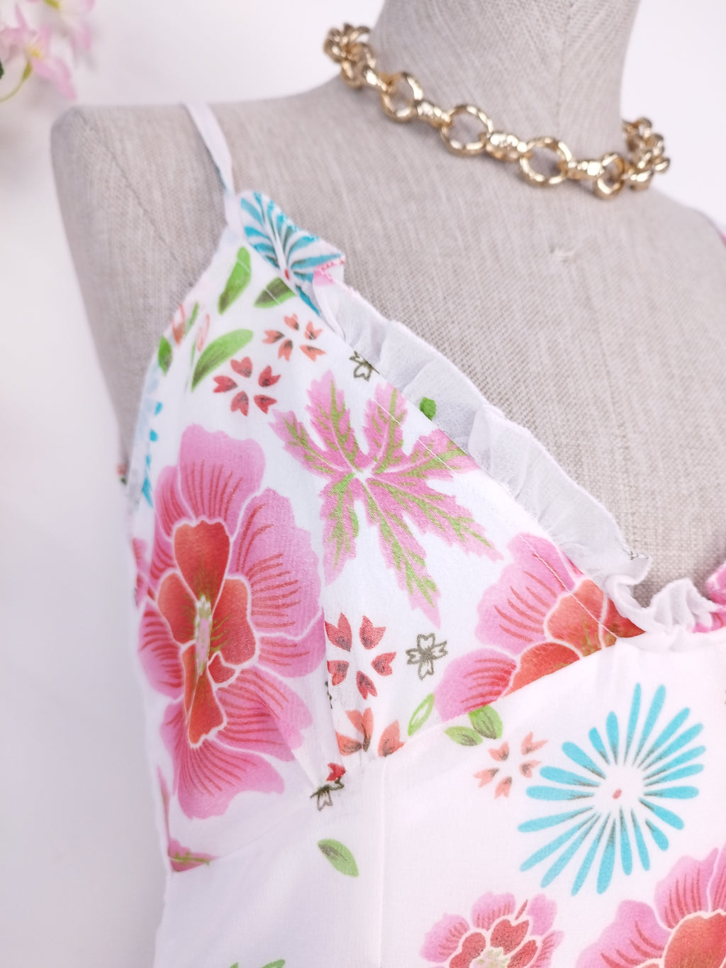 White pastel floral Y2K slip dress — Vintage 2000s boho summer