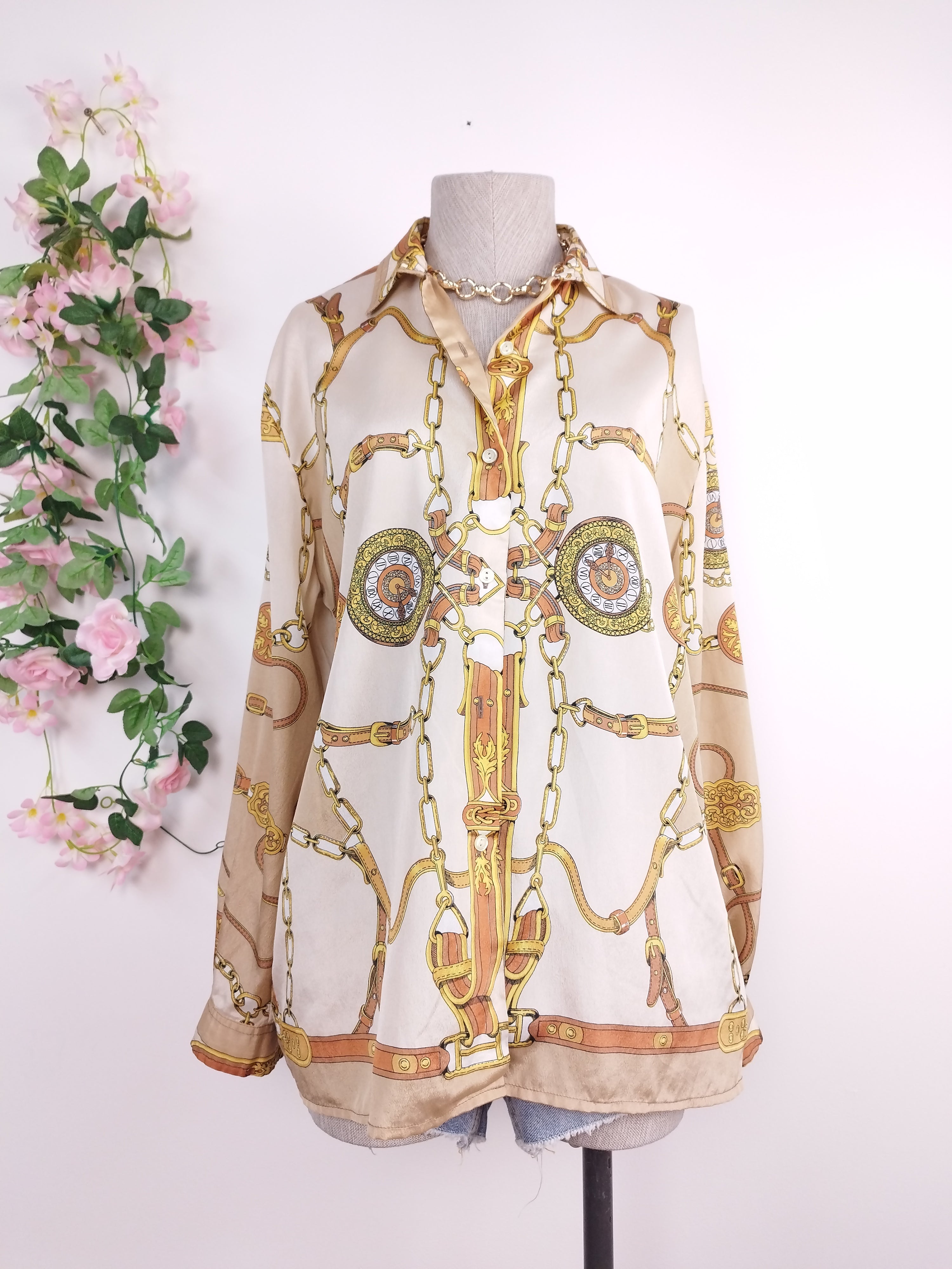 Vintage 90s Long Blouse — Long Sleeves, Front Buttons & Baroque Print